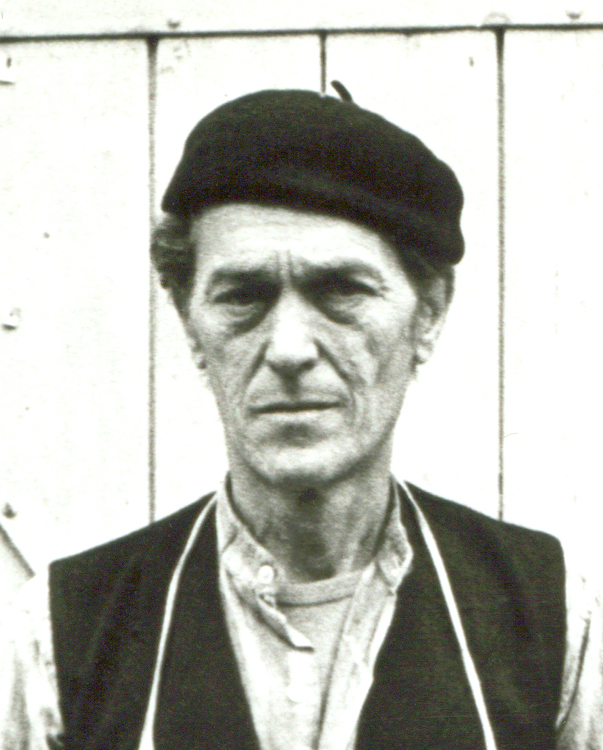 Дамјан Клашња.
Фотографија за ТВ серију Савамала, око 1982.
[Детаљ]